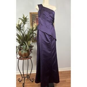WHITE By Vera Wang Maxi Gown 8 Layered Purple Bridesmaid Evening wear Formal